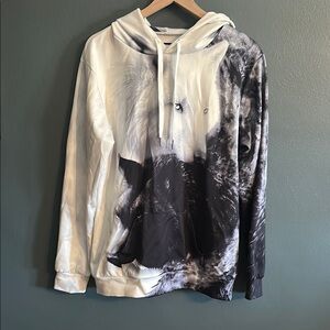 Wolf Print Hoodie - Black and White